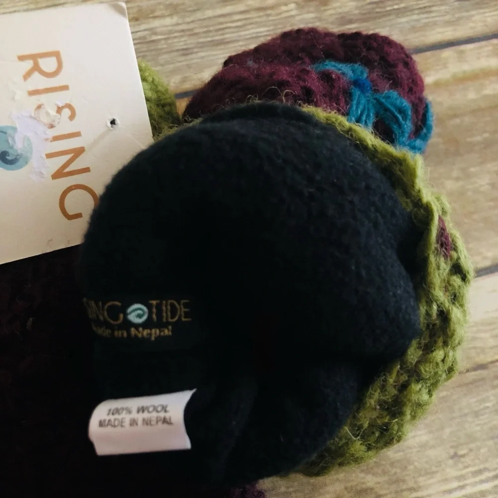 19. Girls handcrafted gloves!